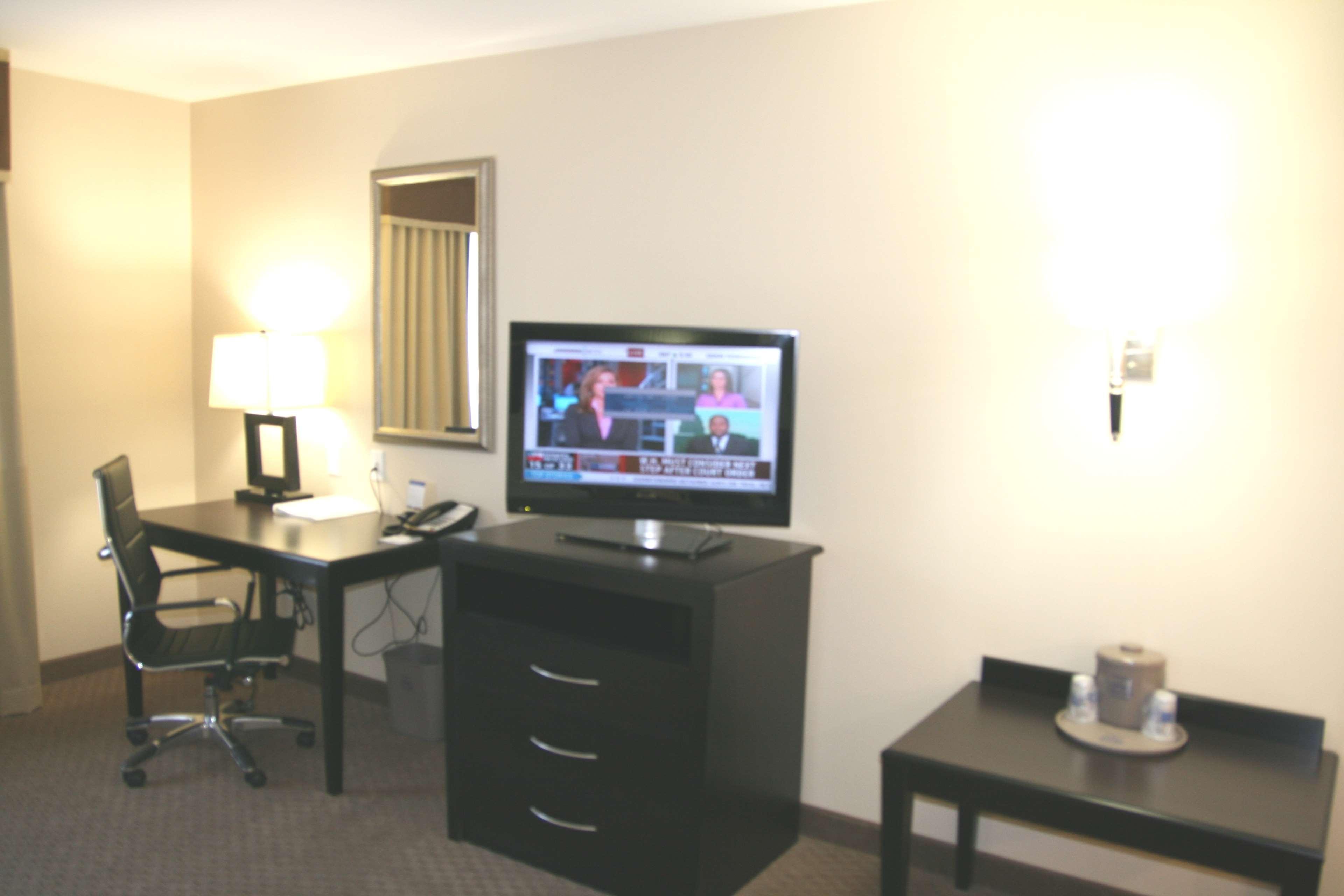 Hampton Inn & Suites Las Vegas Airport Room photo